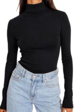 Trendy Queen Women's Turtleneck Long Sleeve Shirts Fall Fashion Basic Thermal Underwear Tops Winter Clothes 2024